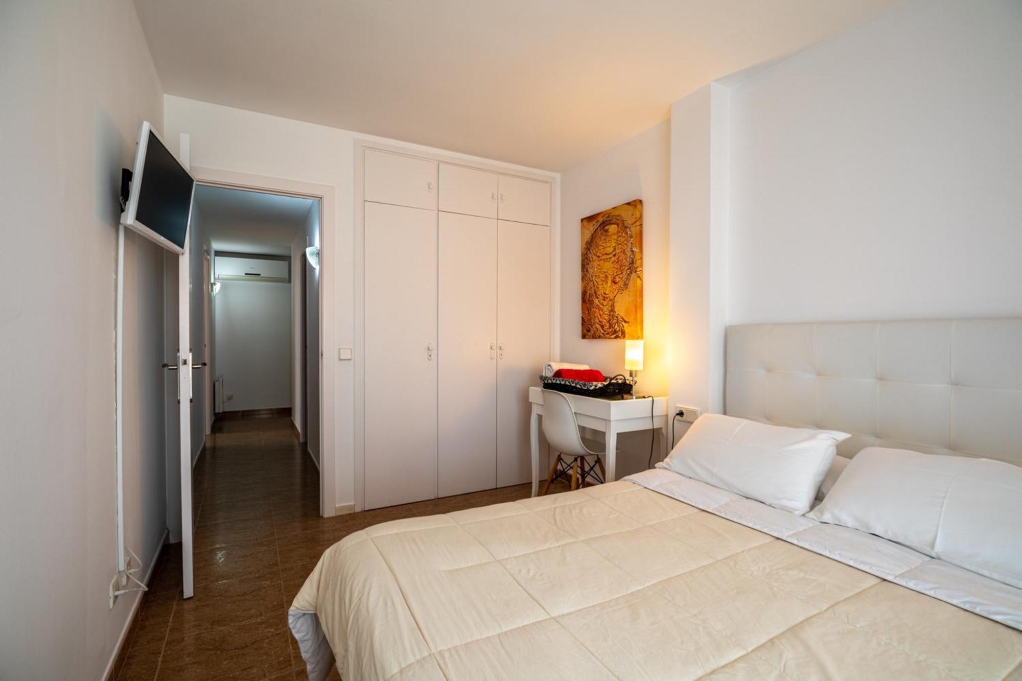 Spacious Apartment With Sea View Terrace In กาลาเฟลล์ ภายนอก รูปภาพ
